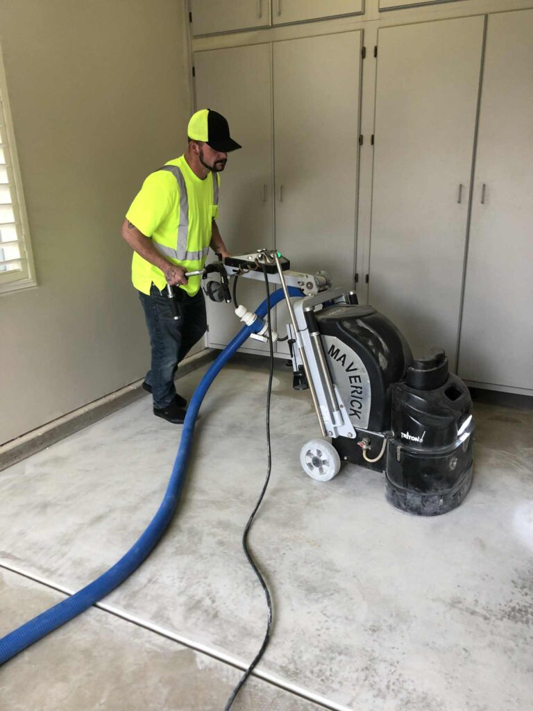 Epoxy vs Polyaspartic: Which Garage Floor Is Right for You? 1-day garage floor installation-min
